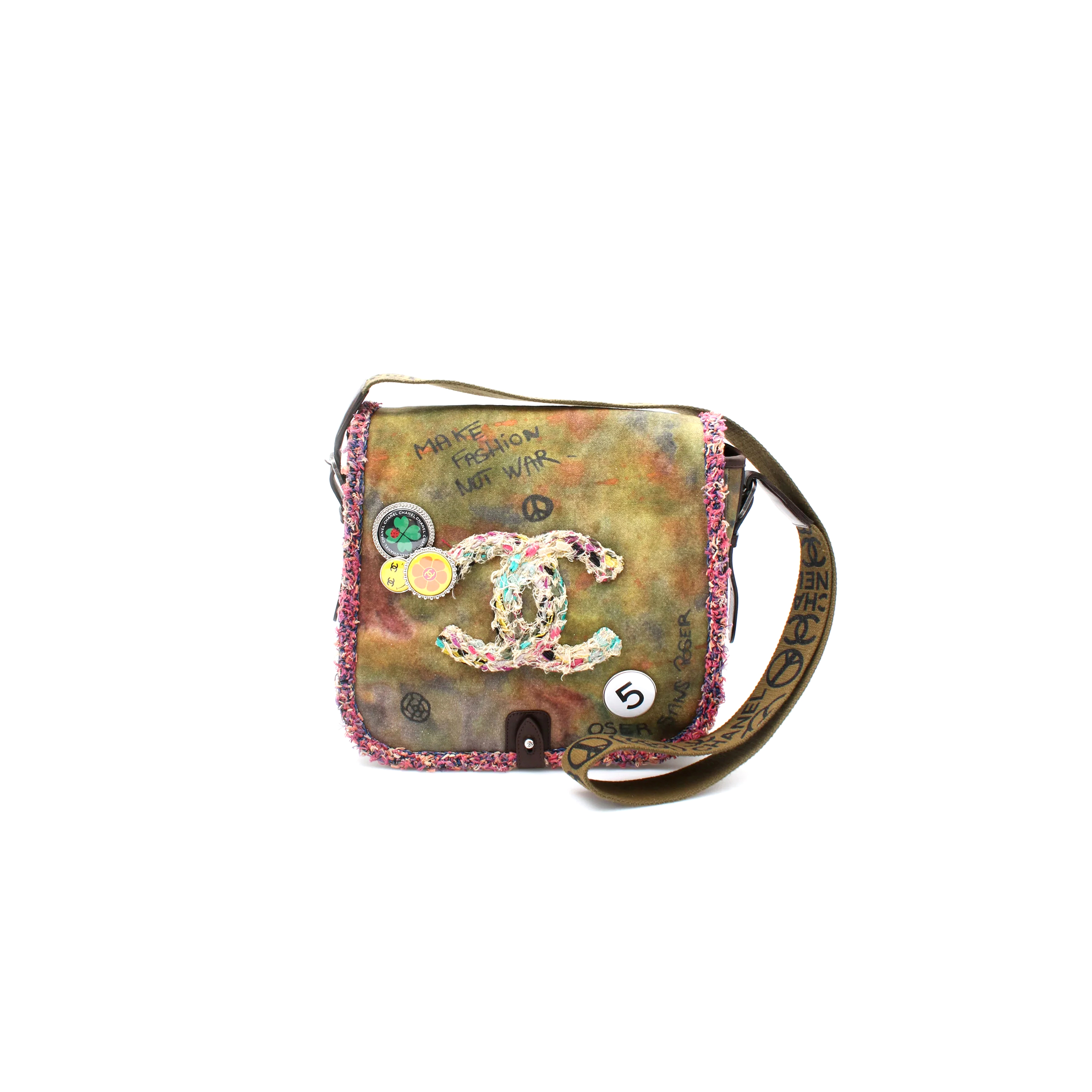 CHANEL GRAFFITI ON THE PAVEMENTS SHOULDER BAG 365009 (30*30*18cm)